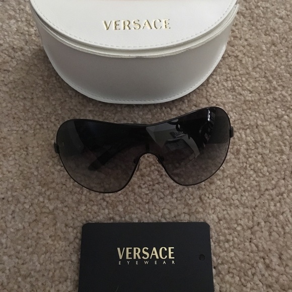 Versace Accessories - UNISEX Black Versace Single Lense Aviators